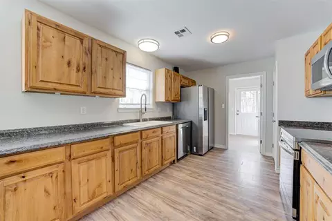 15950 D St, Moore, OK 73165 photo 17