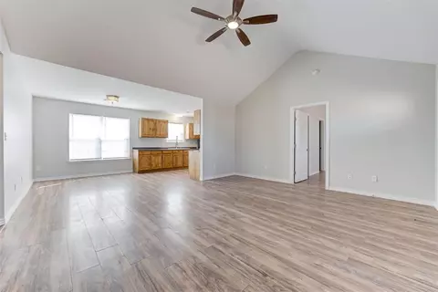15950 D St, Moore, OK 73165 photo 10