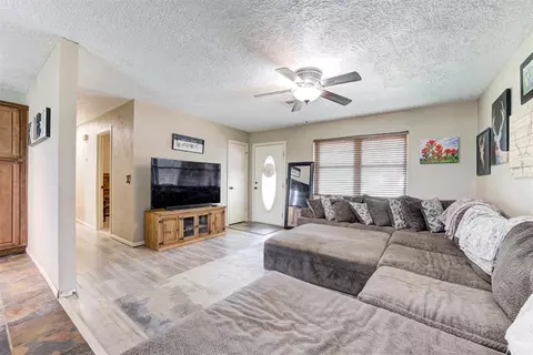 125 Windsor Rd, Chickasha, OK 73018 photo 5
