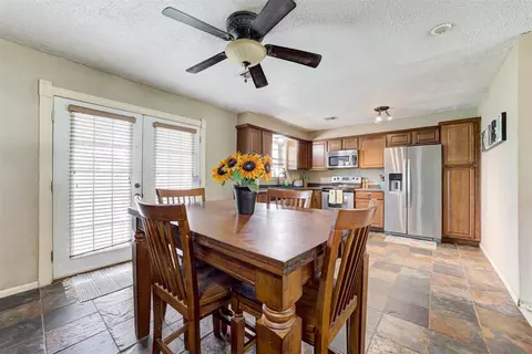 125 Windsor Rd, Chickasha, OK 73018 photo 6
