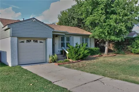 2105 Carlisle Rd, Oklahoma City, OK 73120