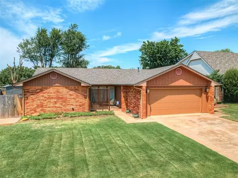 1408 Pheasant Run Ct, Norman, OK 73072