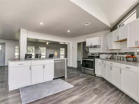 7373 N Harrah Rd, Harrah, OK 73045 photo 6