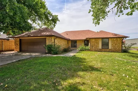 629 Ottawa Pl, Yukon, OK 73099