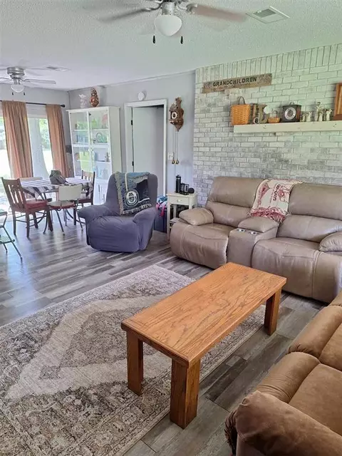 1069 Queen Rd, Broken Bow, OK 74728 photo 4