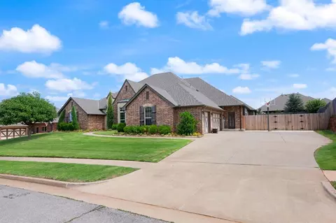 1304 NW 189th St, Edmond, OK 73012