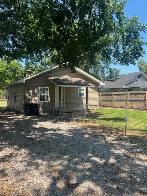 533 N Kickapoo Ave, Shawnee, OK 74801 photo 8