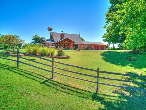 12495 E 830 Rd, Kingfisher, OK 73750