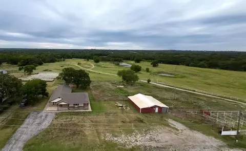 20420 Valley View Rd, Earlsboro, OK 74840