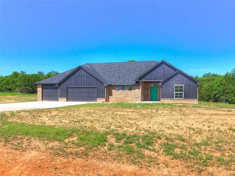 104867 S Pimlico Pass, Mcloud, OK 74851