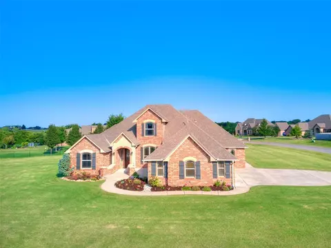 15301 Turtle Lake Pl, Moore, OK 73165