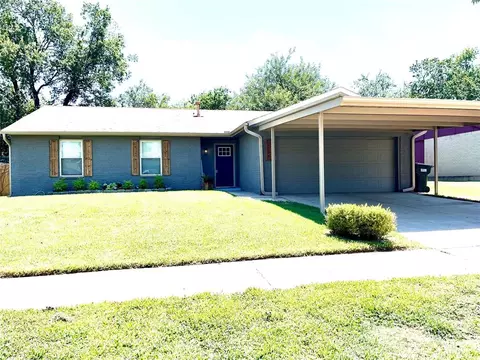 1516 NE 4th St, Moore, OK 73160