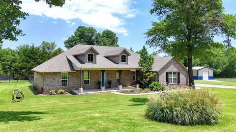 14310 Glenwood Ln, Edmond, OK 73034