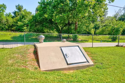 802 Sooner Ct, Guthrie, OK 73044 photo 44