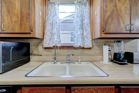 802 Sooner Ct, Guthrie, OK 73044 photo 17