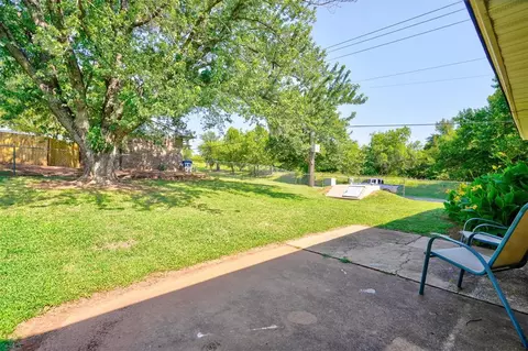 802 Sooner Ct, Guthrie, OK 73044 photo 42