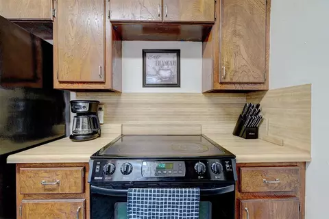 802 Sooner Ct, Guthrie, OK 73044 photo 18
