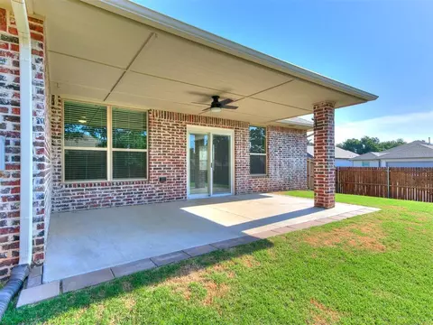 2516 Fallview Dr, Edmond, OK 73034 photo 30