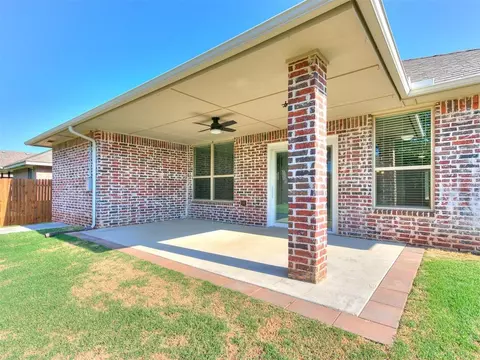 2516 Fallview Dr, Edmond, OK 73034 photo 27