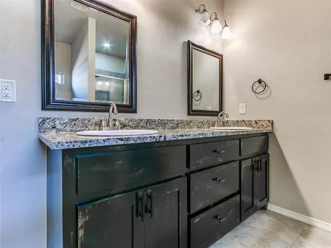 2516 Fallview Dr, Edmond, OK 73034 photo 13