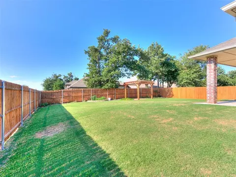 2516 Fallview Dr, Edmond, OK 73034 photo 29