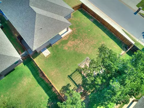 2516 Fallview Dr, Edmond, OK 73034 photo 25