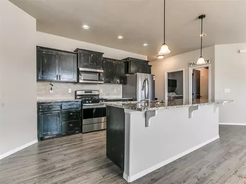 2516 Fallview Dr, Edmond, OK 73034 photo 38