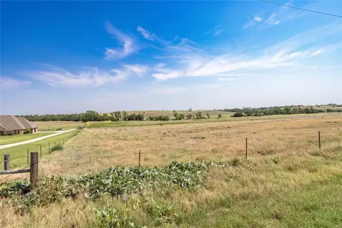 0 E Arapaho Rd, Weatherford, OK 73096