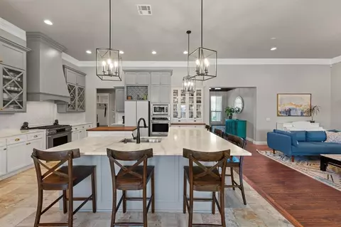 212 NW 151st St, Edmond, OK 73013