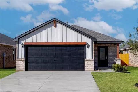 12713 Torretta Way, Yukon, OK 73099