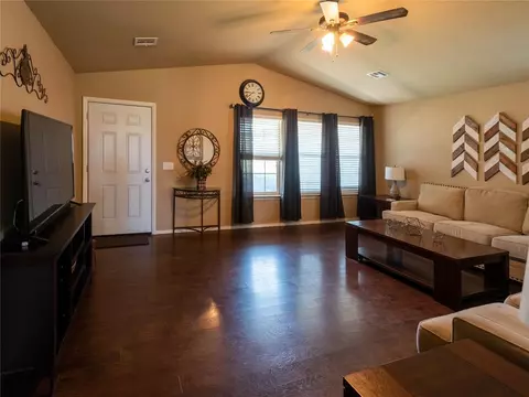 1505 Eagle Dr, Moore, OK 73160 photo 5