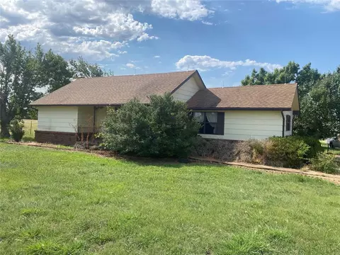 661 E 51 Hwy, Mulhall, OK 73063