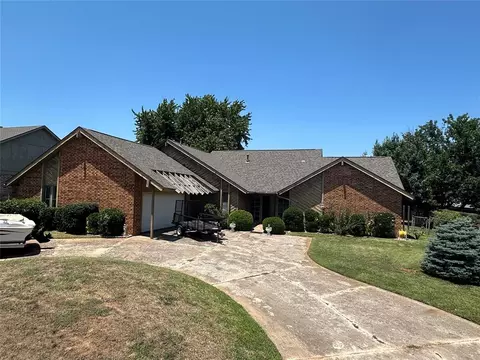 2101 Creighton Dr, Norman, OK 73071