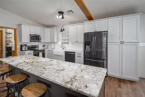 4162 N County Street 2990, Lindsay, OK 73052