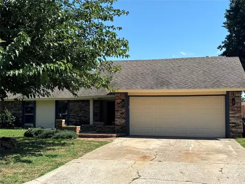 10336 Kendal Ave, Yukon, OK 73099