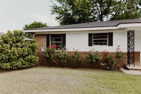909 W 22nd St, Ada, OK 74820 photo 3