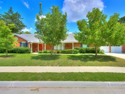 1001 Whispering Pines Dr, Norman, OK 73072