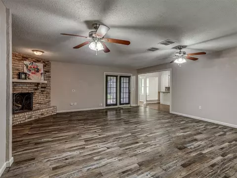 8216 NW 39th St, Bethany, OK 73008 photo 5