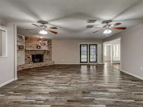 8216 NW 39th St, Bethany, OK 73008 photo 8