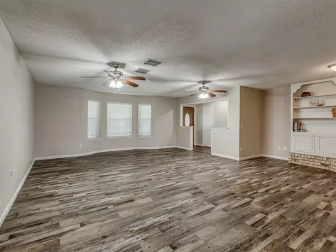 8216 NW 39th St, Bethany, OK 73008 photo 9