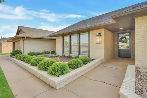 2402 Seminole Cir, Altus, OK 73521 photo 48