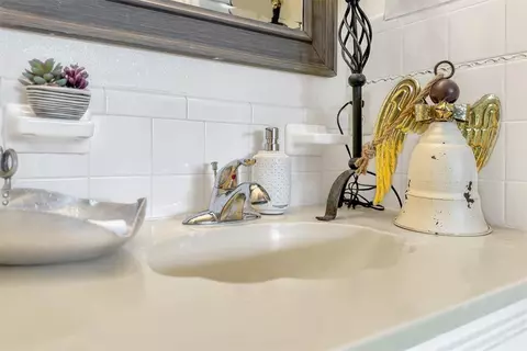 2402 Seminole Cir, Altus, OK 73521 photo 33