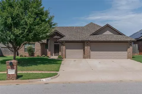 2113 Timber Xing, Yukon, OK 73099