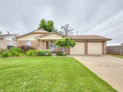 214 Paul Ave, Yukon, OK 73099