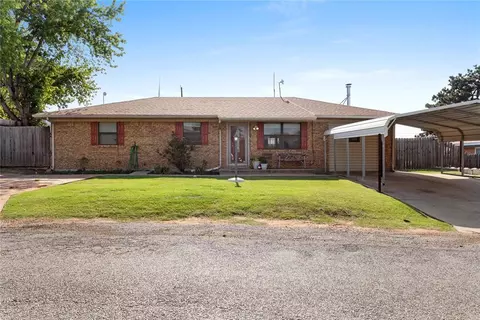 138 Bluestem St, Weatherford, OK 73096