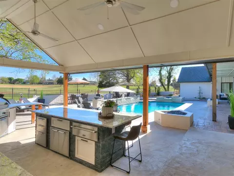 5800 Oak Tree Rd, Edmond, OK 73025 photo 9