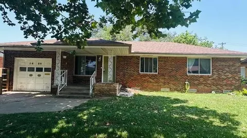 1429 SW 67th St, Oklahoma City, OK 73159