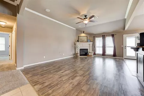 4501 Boardwalk Ave, Moore, OK 73160 photo 4