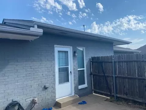 909 Heather Ln, Moore, OK 73160 photo 21