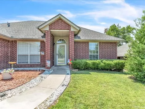 11614 Zandra Ave, Midwest City, OK 73130